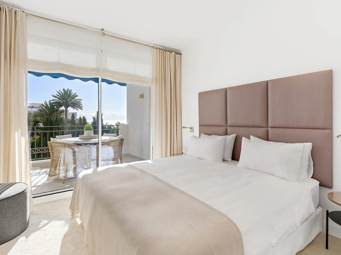 Two Bedroom Apartment - Sea View マルベーリャ