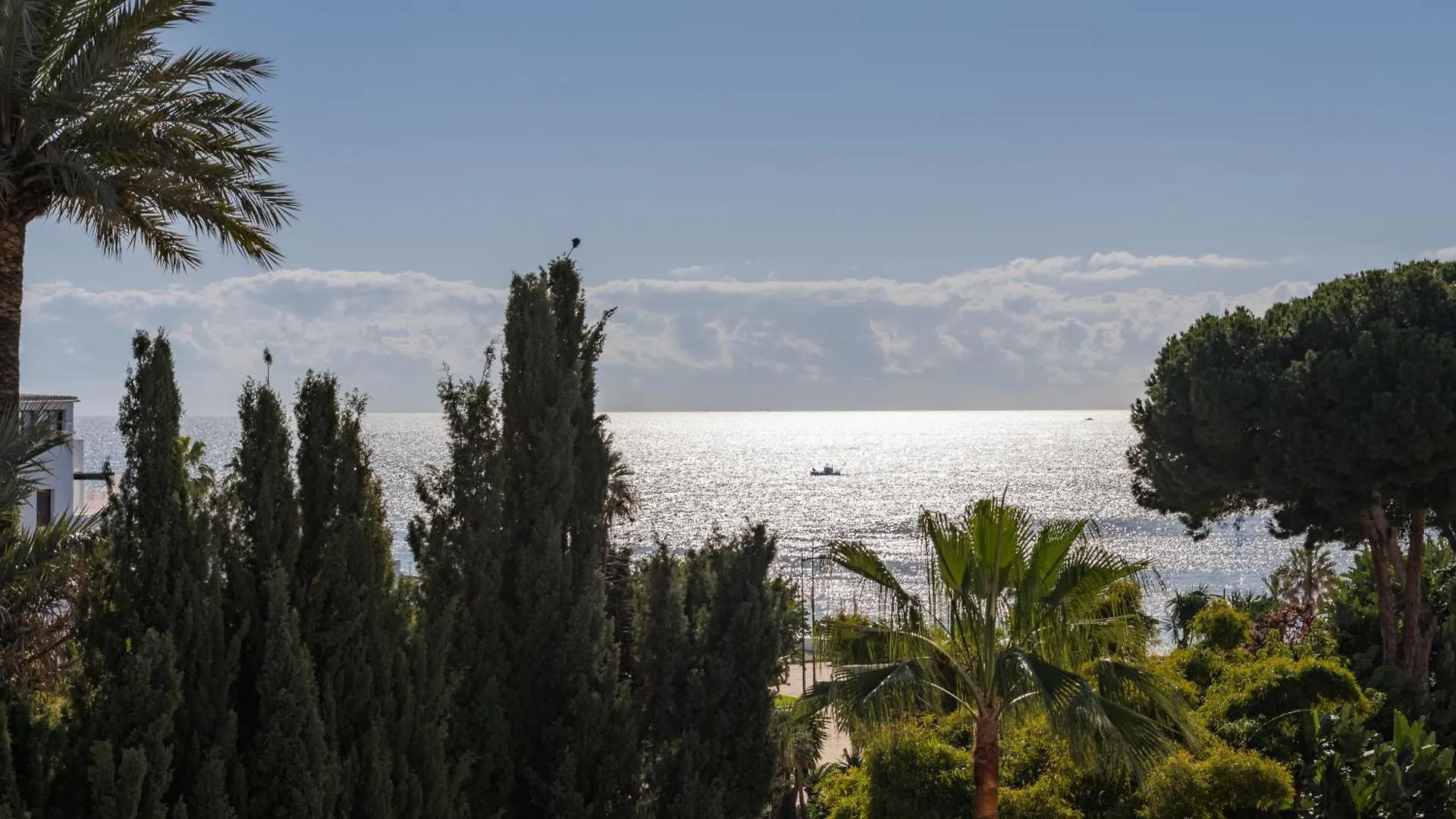 Two Bedroom Apartment - Sea View マルベーリャ 0*,  スペイン